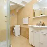 Βίλα Authentica With Heated Pool *