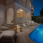 Βίλα Authentica With Heated Pool Grebaštica