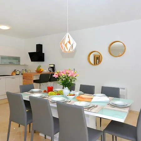 Authentica With Heated Pool