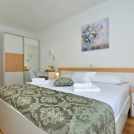 Authentica With Heated Pool Villa Grebaštica