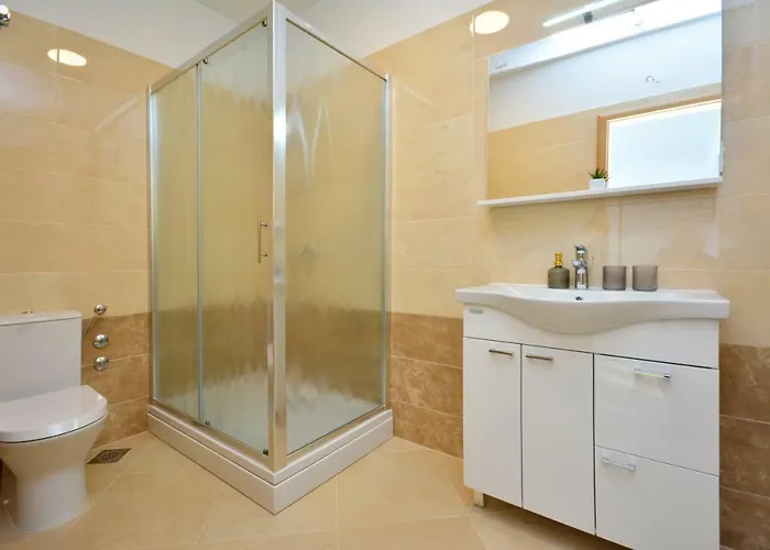 ヴィラ Authentica With Heated Pool