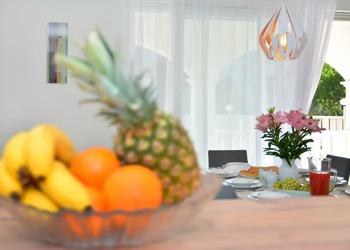 Villa Authentica With Heated Pool *