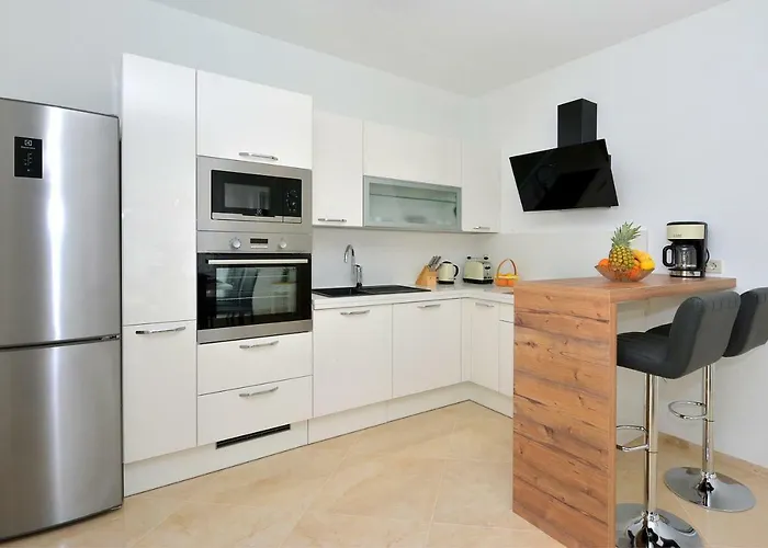 Authentica With Heated Pool