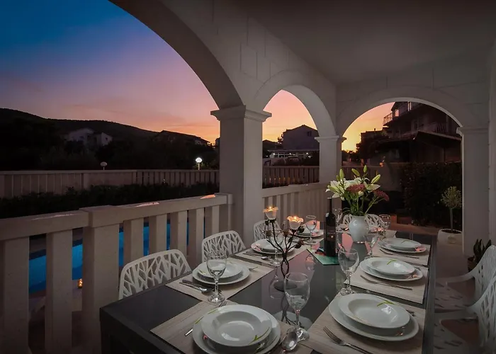 Authentica With Heated Pool Grebaštica